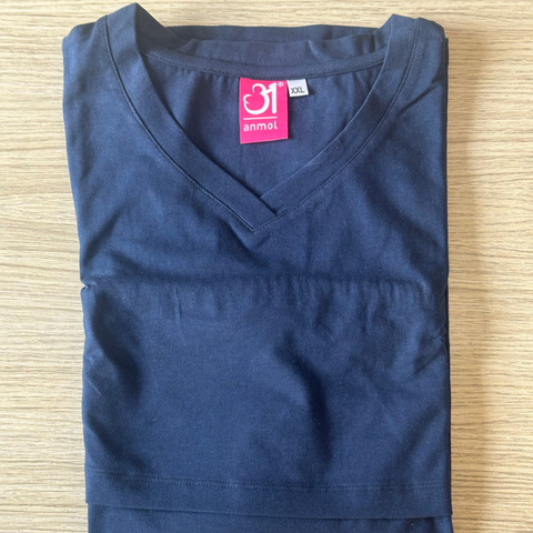 Image of Breastfeeding T-shirt With Short sleeves and V neck