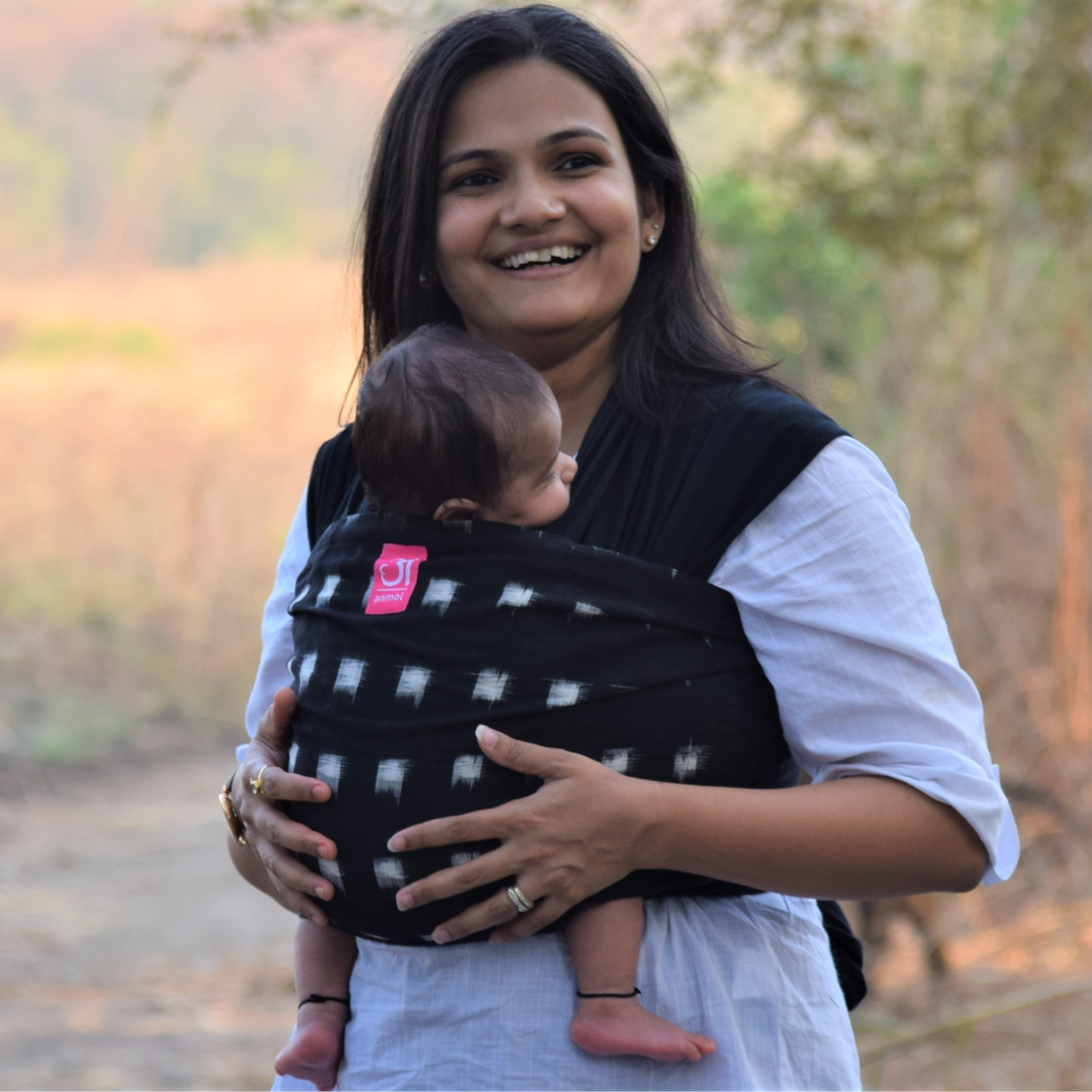 Double Ikat Square Black and White Hybrid Wrap