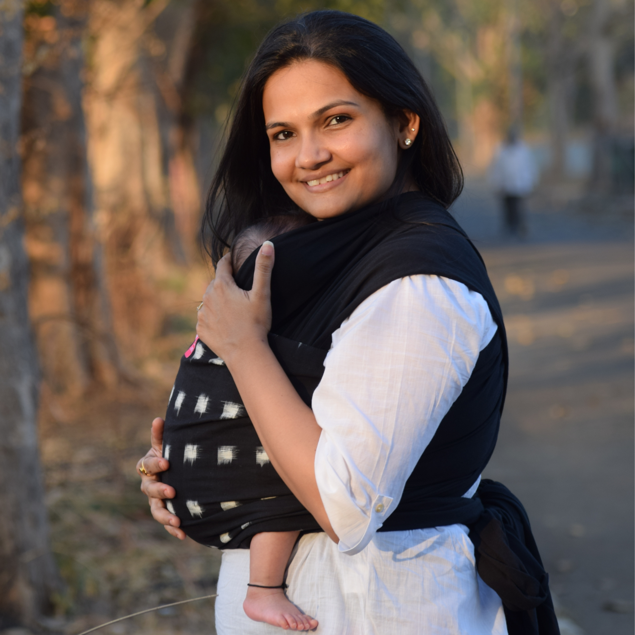 Double Ikat Square Black and White Hybrid Wrap